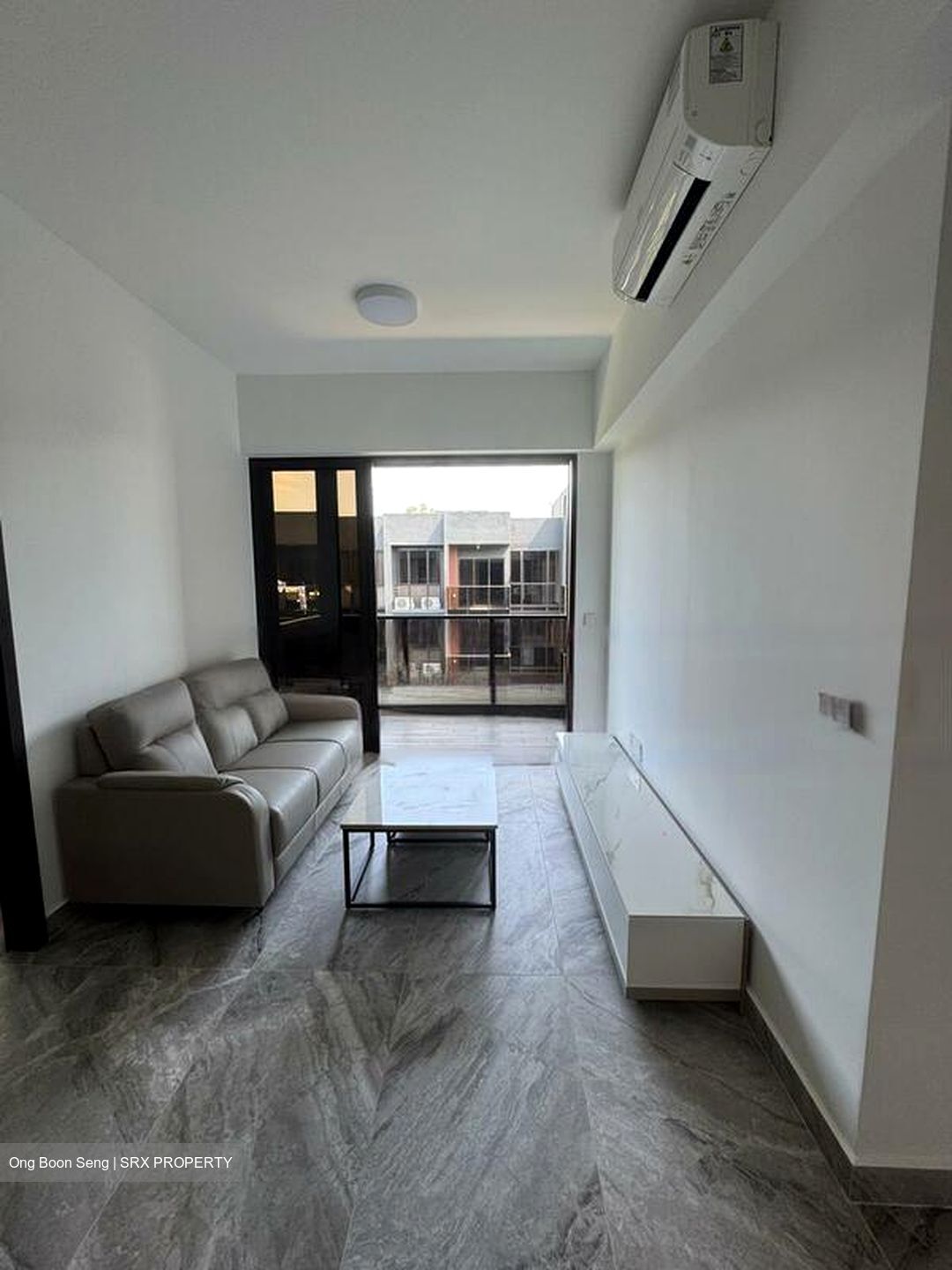 The Commodore (D27), Condominium #449903571